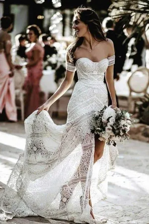 Ivory Strapless Wedding Dress