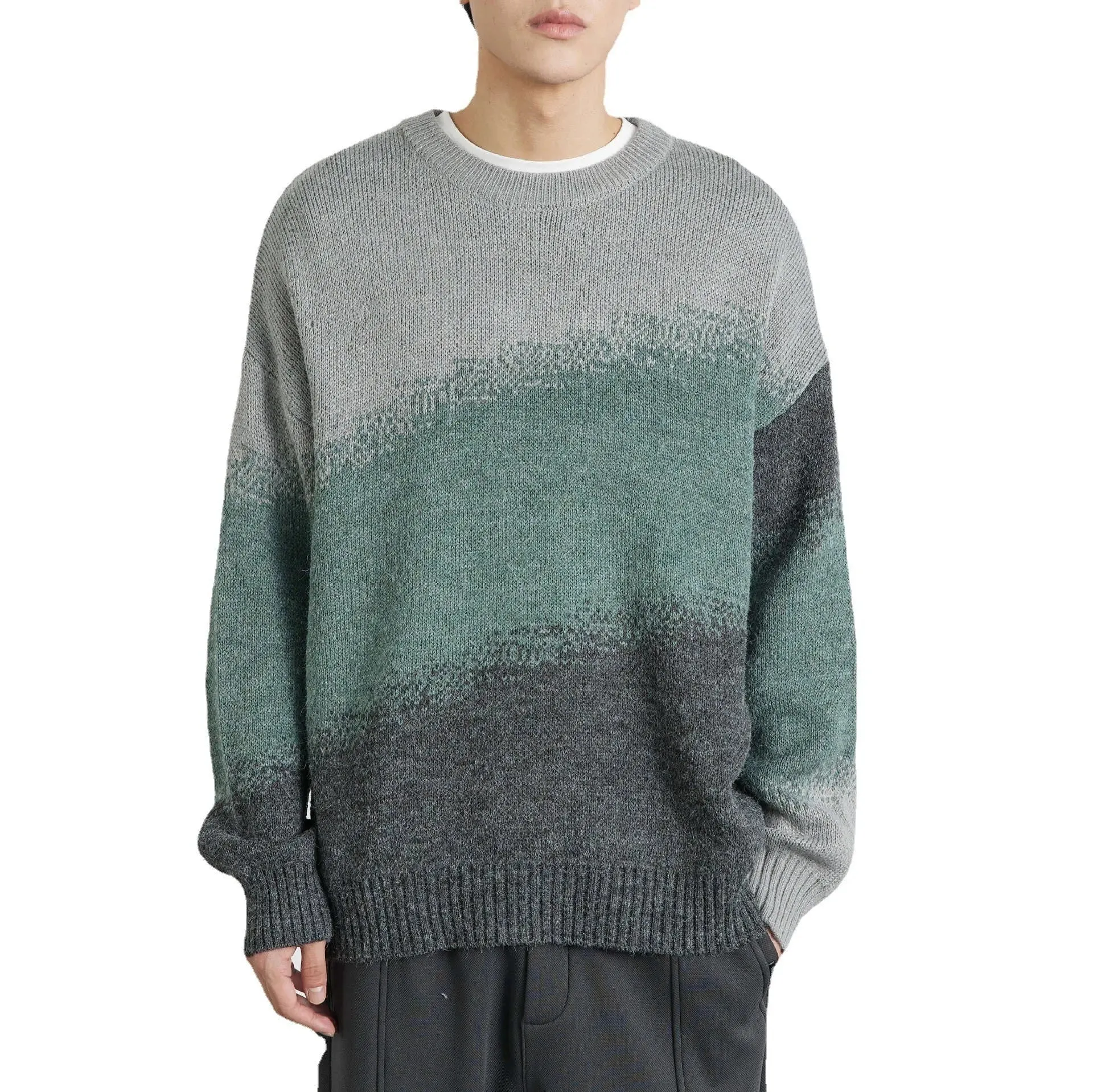 Men's Gradual Color Contrast Round Neck Sweater