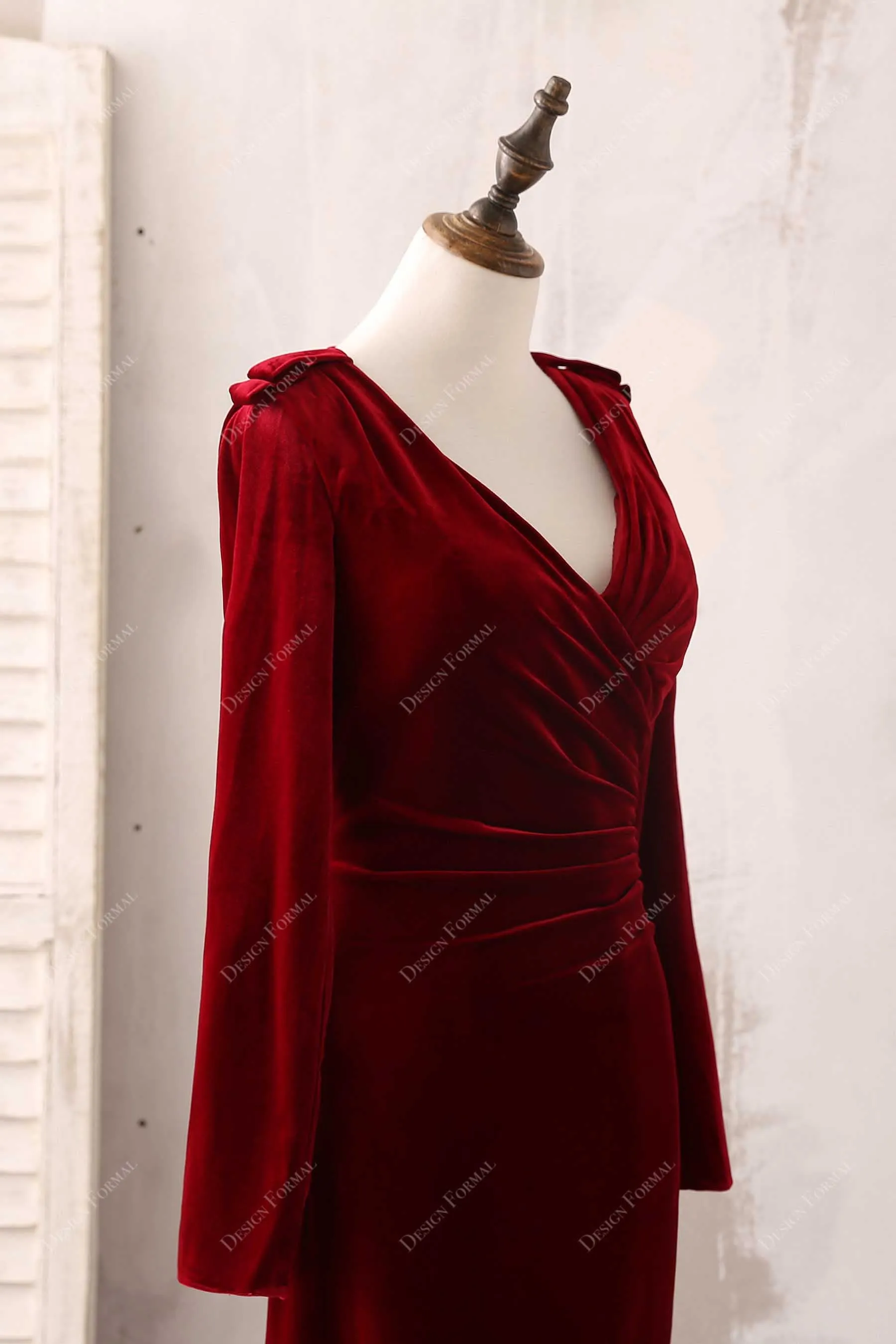 Wine Velvet Long Sleeves V-neck Elegant A-line Formal Dress