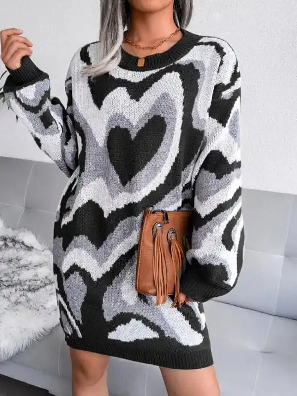 Women’s contrast color love wool dress knitted dress